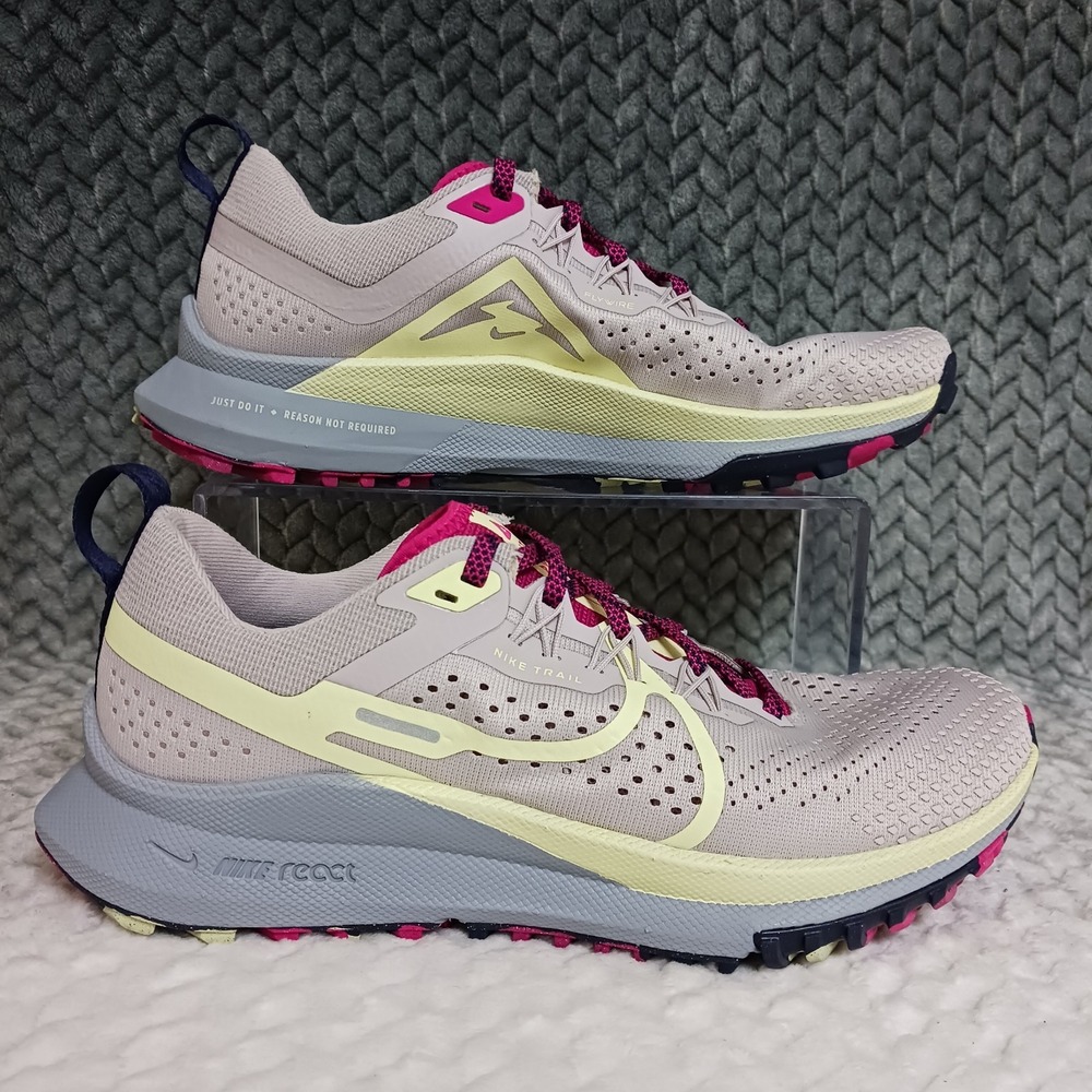 Nike React Pegasus Trail 4 Platinum Violet Women's Trail Running Shoes Size 7.5